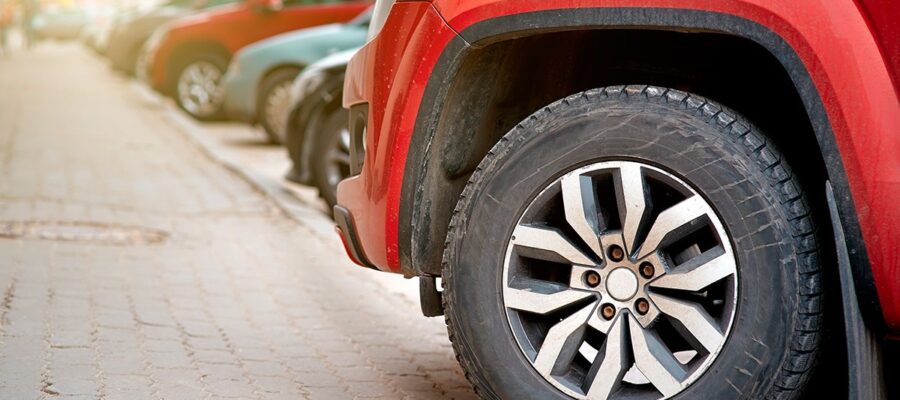 How to check the wear of your tires?