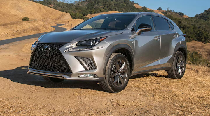 pareri lexus nx 300h