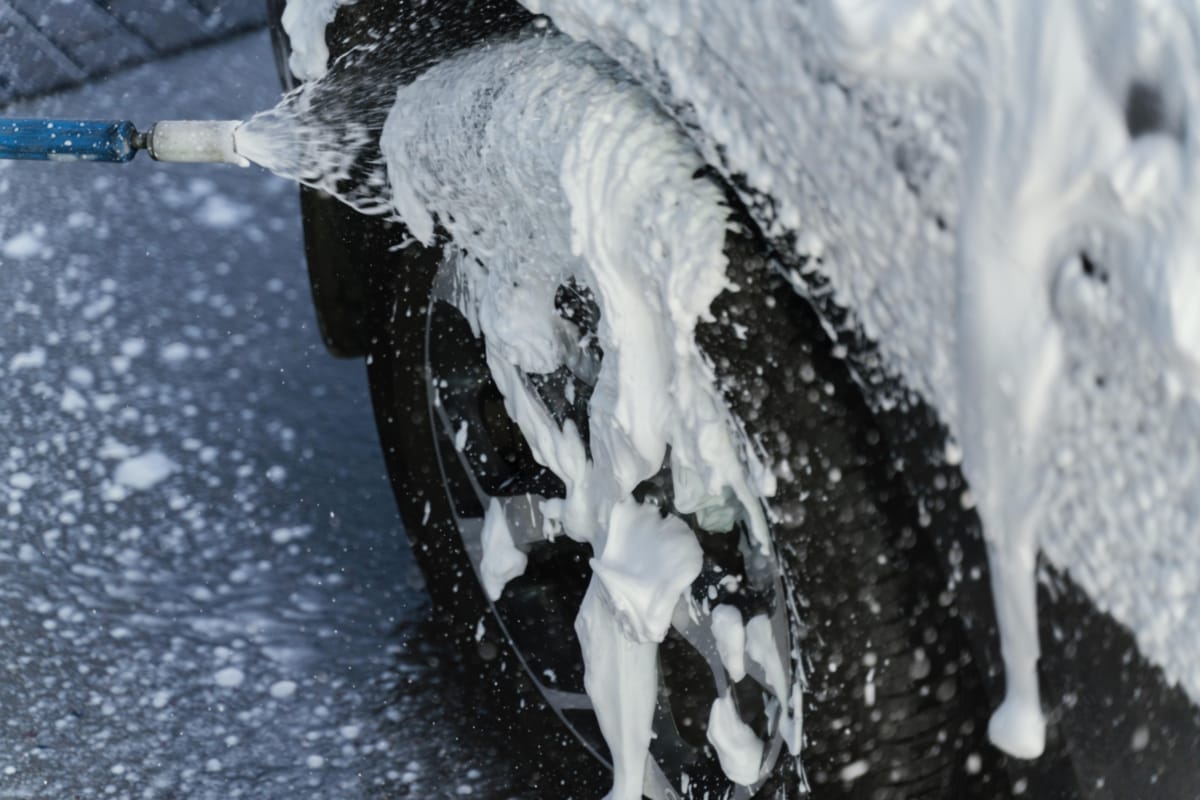 What equipment are essential to open a modern autonomous washing?
